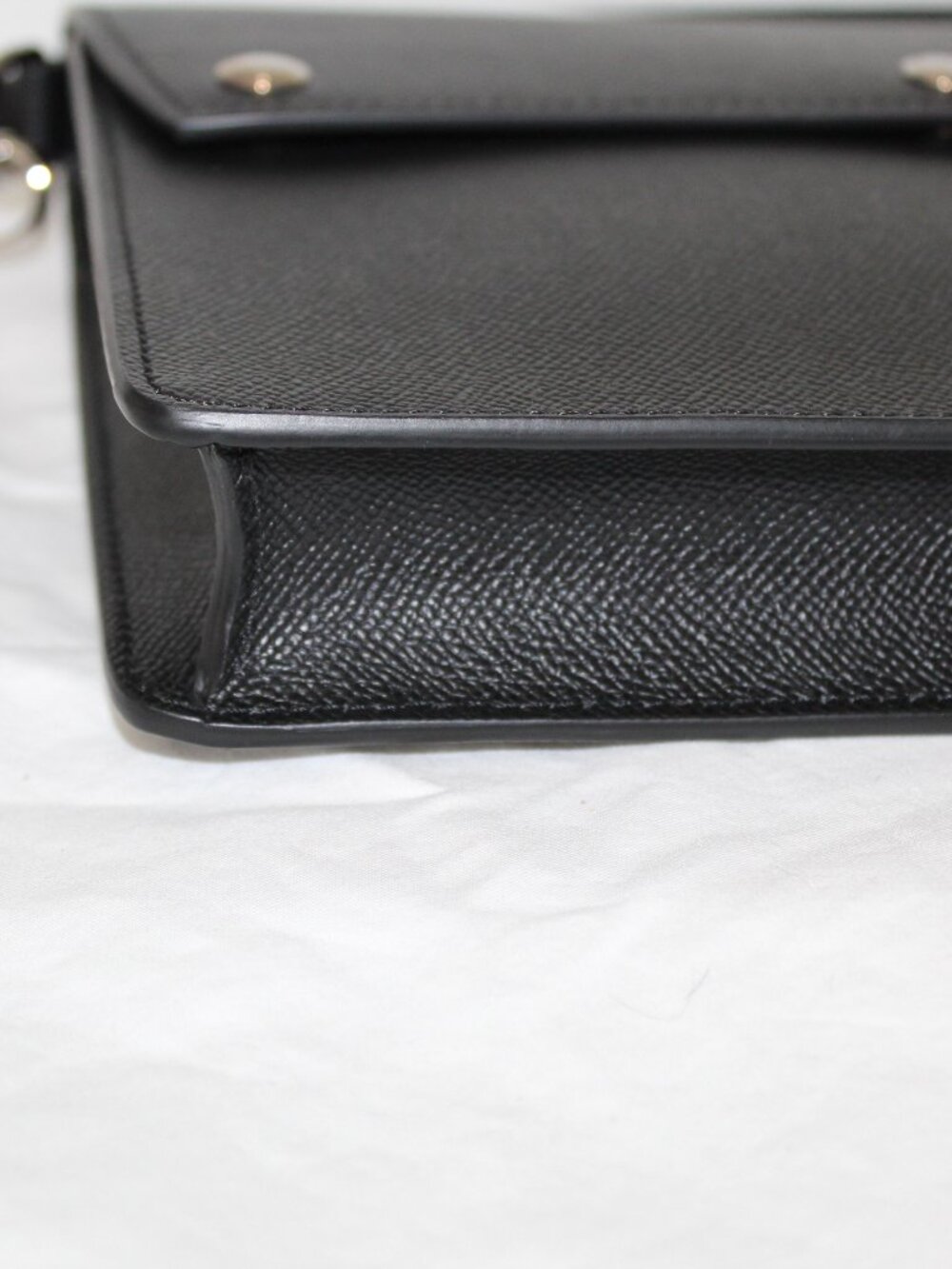 Burberry Grained Leather Black Crossbody Shoulder Bag 2 Way Strap Black Snap Zip - Picture 9 of 15